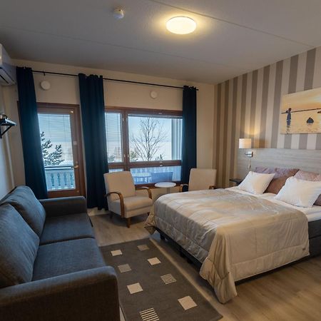 Hotel Lokkilinna Kalajoki Exteriör bild